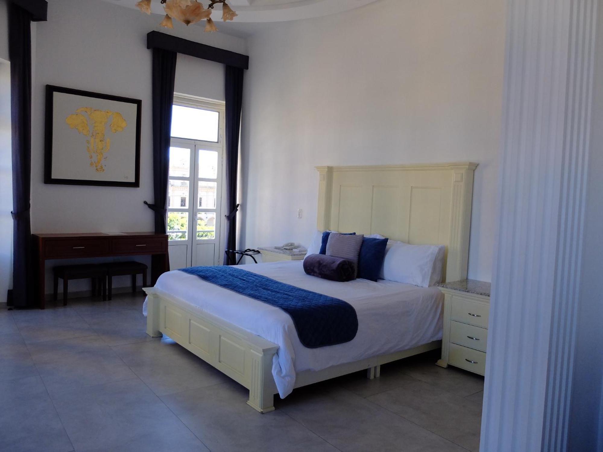 Hotel Estancia Real Tepatitlán de Morelos Buitenkant foto
